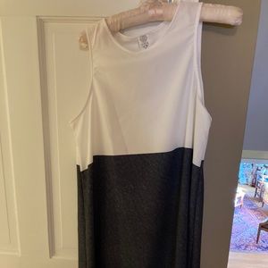Color block dress black and white